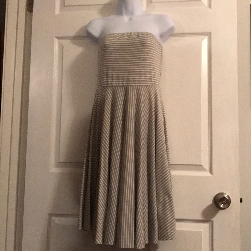 Strapless flowing dress